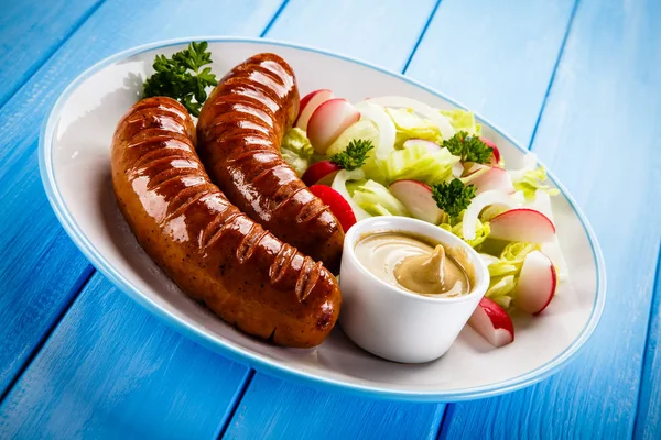 Saucisses Légumes Grillés Sur Table Bois — Photo