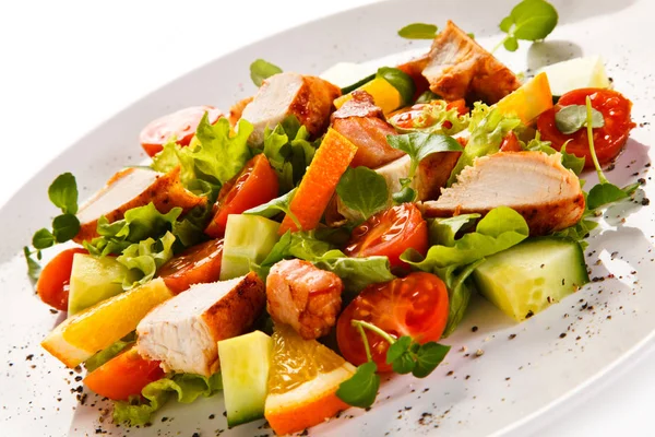 Grilled Chicken Strips Vegetable Salad — Stock Photo, Image
