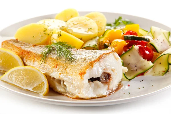 Stekt Fisk Med Potatis — Stockfoto