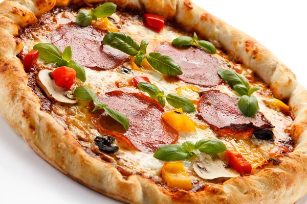 Pizza Peperoni Mit Tomaten Pilzen Und Pfeffer — Stockfoto