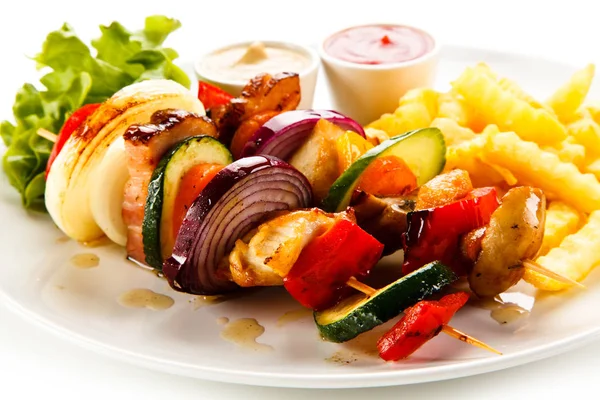 Skewers Chicken Vegetables French Fries White Plate — Stock Photo, Image