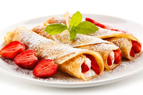 Crepes Strawberries Cream White Background — Stock Photo, Image