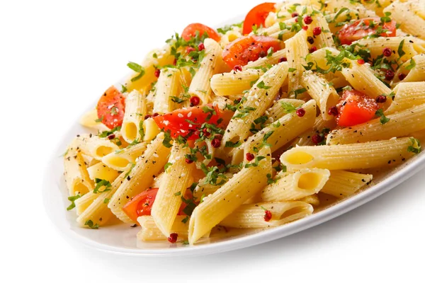 Pasta Mit Gemüse Und Kräutern Auf Weißem Hintergrund — Stockfoto