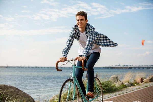 Homens Andar Bicicleta Desporto Lazer — Fotografia de Stock