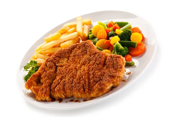 Cotoletta Impanata Con Patatine Fritte Verdure Vapore — Foto Stock