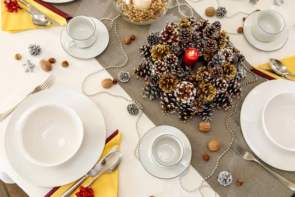 Kış Tatili Için Dekore Edilmiş Yemek Masası — Stok fotoğraf