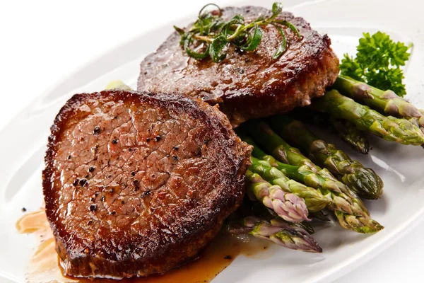 Beef Steaks Asparagus — 스톡 사진