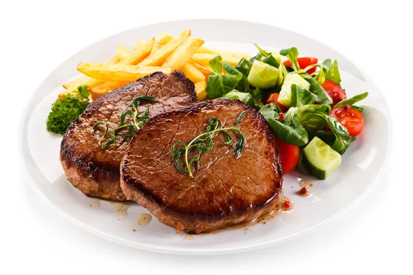 Steaks Bœuf Ronds Avec Frites Légumes Mélangés — Photo