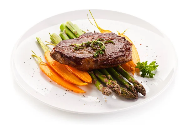 Beef Steak Asparagus Carrots — Stock Photo, Image