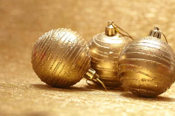 Zlatá vánoční ozdoba — Stock fotografie