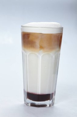 Fresh latte macchiato
