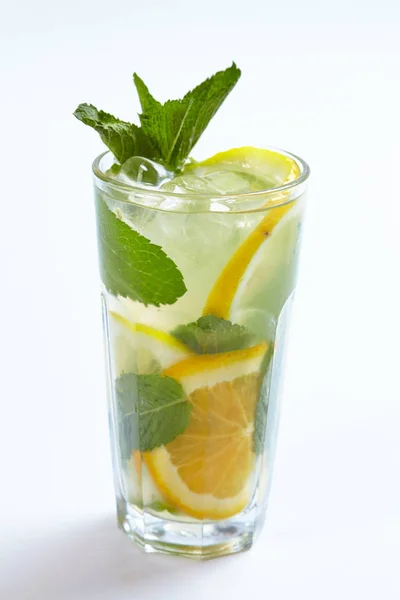 Frisse zomer limonade — Stockfoto