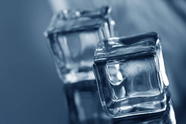 Clear ice cubes — Stock Photo, Image