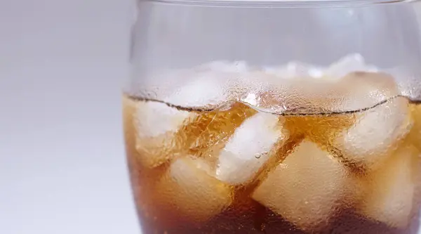 Свіжий напій з льодом — стокове фото