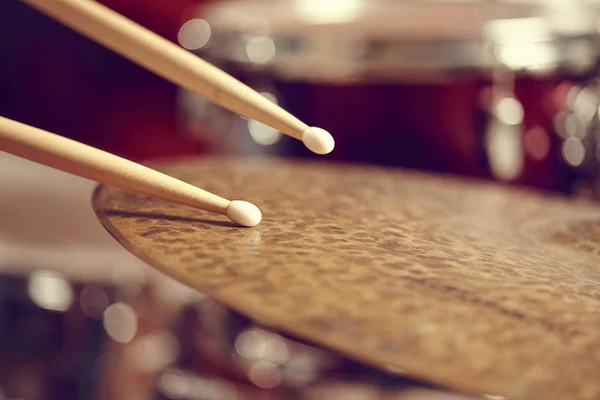 Conceptuele afbeelding van drums — Stockfoto