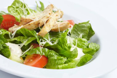 taze Sezar salatası