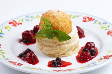 Lezzetli Fransız tatlı