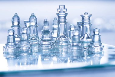 cam satranç tahtası