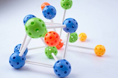 renkli moleküler yapısı