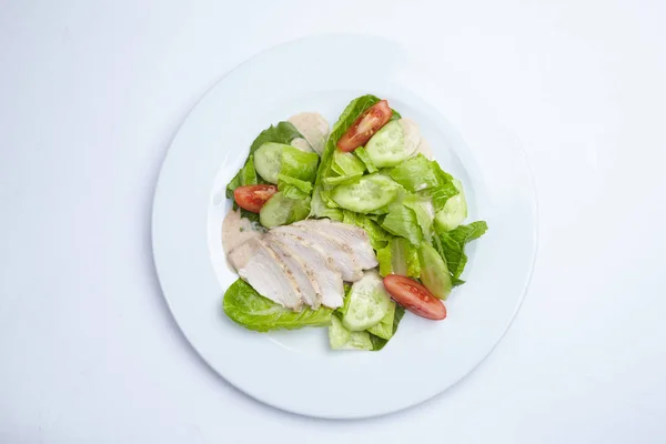 Смачний салат з м'ясом — стокове фото