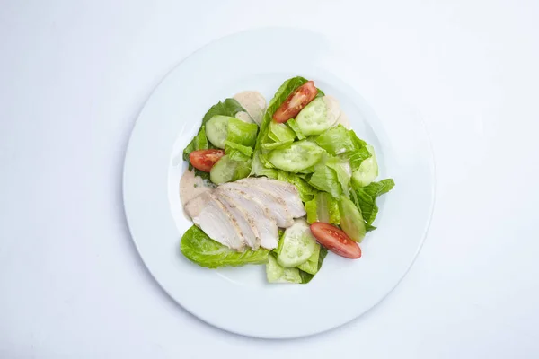 Smakrik sallad med kött — Stockfoto