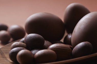 çikolata Paskalya yumurtaları