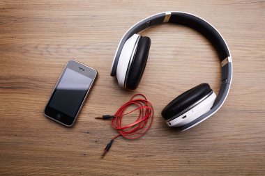 Kulaklık ve tablo smartphone