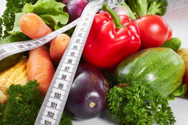 sebze ölçü bandı ile