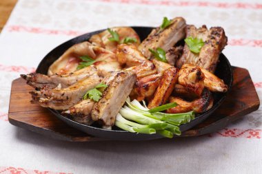 taze kavrulmuş tavuk