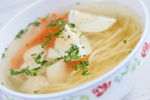 Tasty chicken soup — Stock Photo, Image