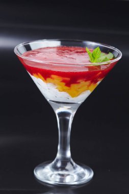 lezzetli meyve tatlısı