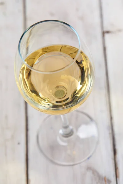 Copa de vino blanco — Foto de Stock