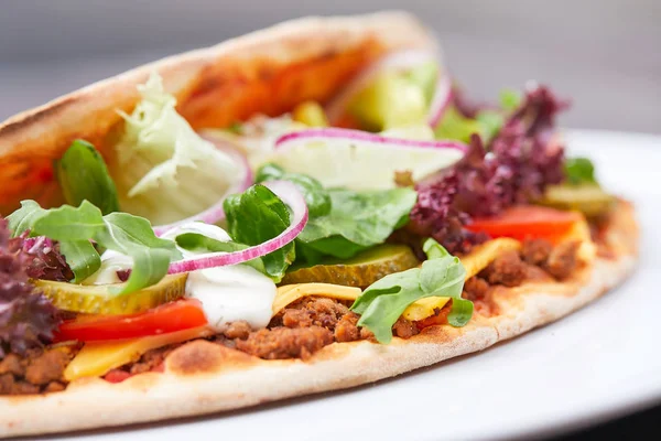 Färsk pita sandwich — Stockfoto