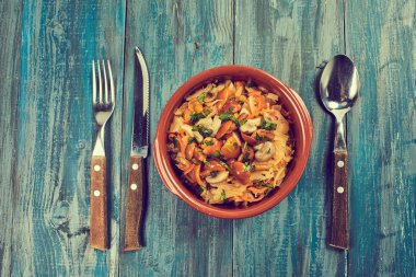 Mantar ile lezzetli lahana