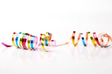 renkli parti şeritler