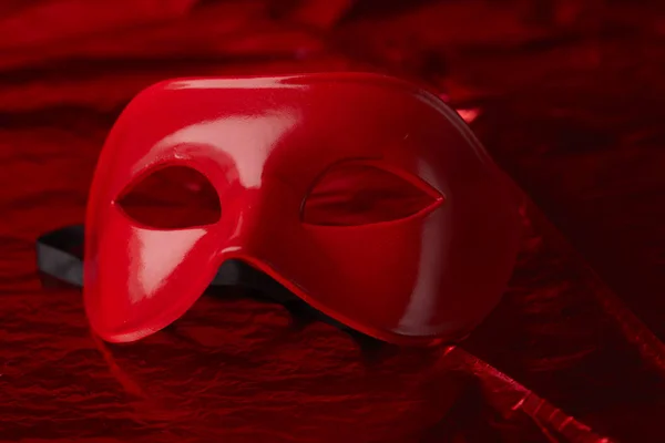 Carnaval máscara roja —  Fotos de Stock