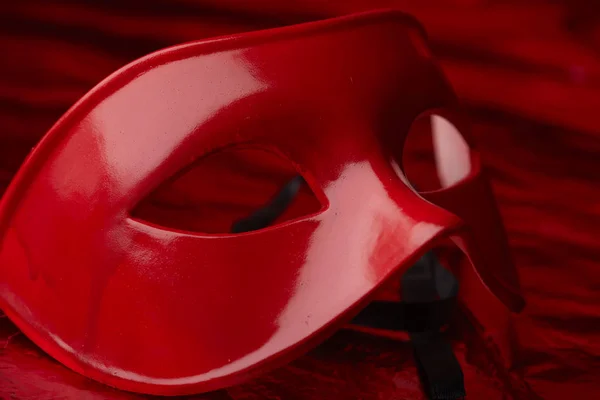 Κόκκινο Αποκριάτικη μάσκα — Φωτογραφία Αρχείου