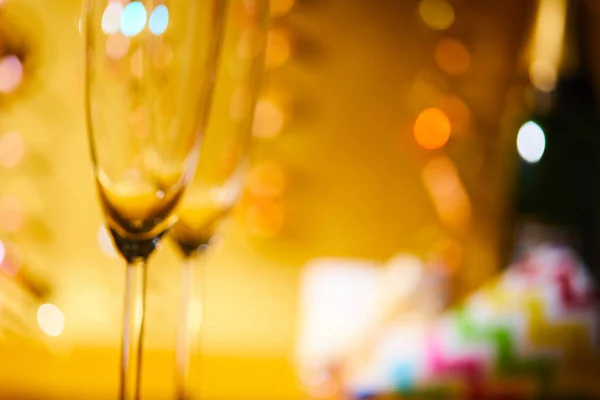 Copos de champanhe no Natal — Fotografia de Stock