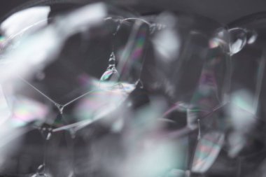 Gri su kabarcıkları