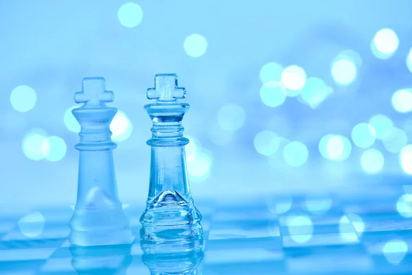 透明なガラスのチェス — ストック写真