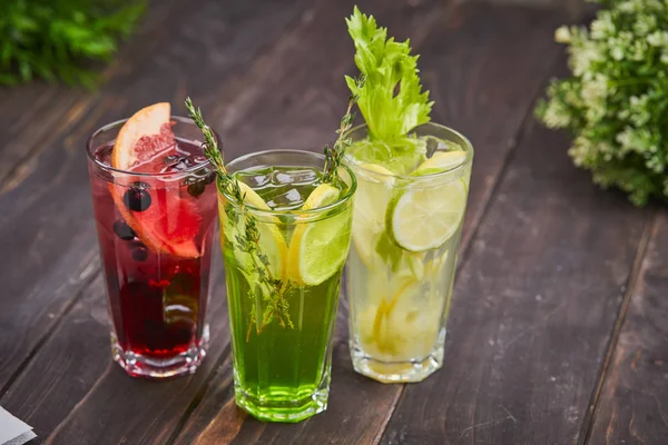 Frisse zomer cocktails — Stockfoto