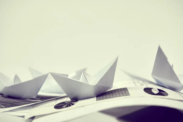 Barcos de origami papel — Fotografia de Stock