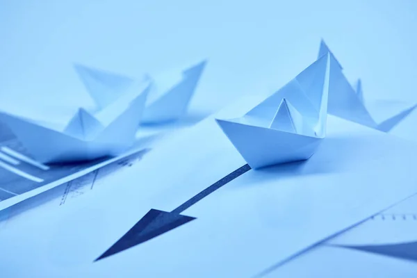 Paper origami boats — Stock Photo, Image