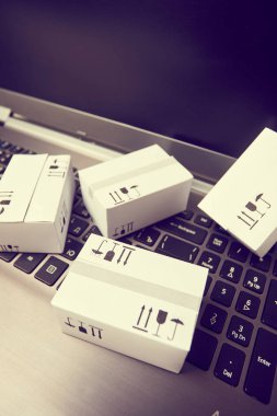 teslim ambalaj kutuları