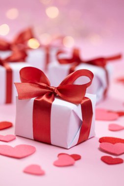 yay ile hediye kutuları