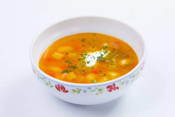 Овощной суп со сметаной — стоковое фото