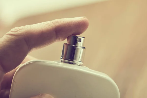 Bottiglia cosmetica per profumo — Foto Stock