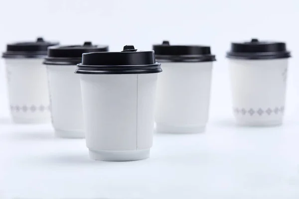Tasses en papier de café — Photo