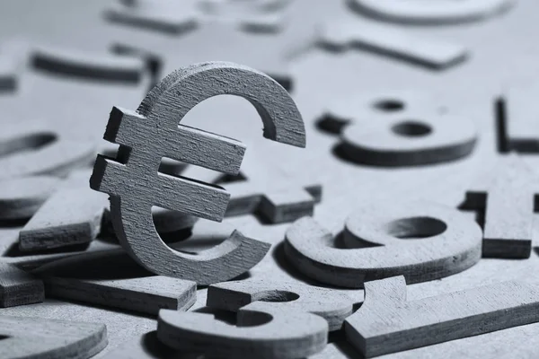 Sayı ve para birimi simgelerini kümesi 