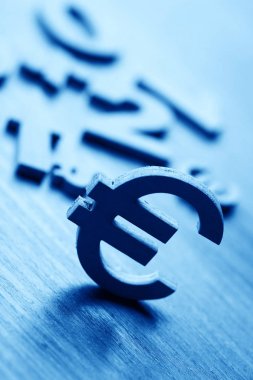 Sayı ve para birimi simgelerini kümesi 